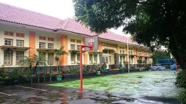 daftar sekolah smp favorit di bandung