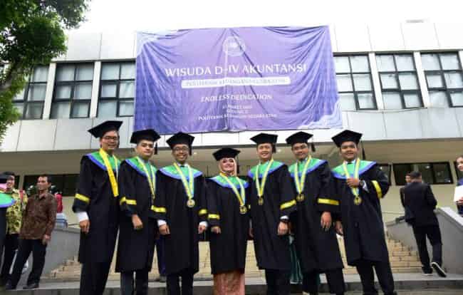 syarat masuk STAN surabaya