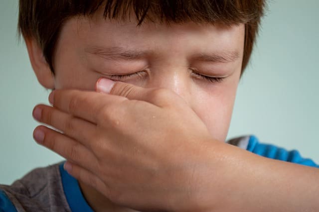 bagaimana cara mengembangkan kecerdasan emosional anak