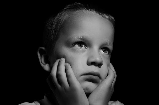 pentingnya mengembangkan kecerdasan emosional anak