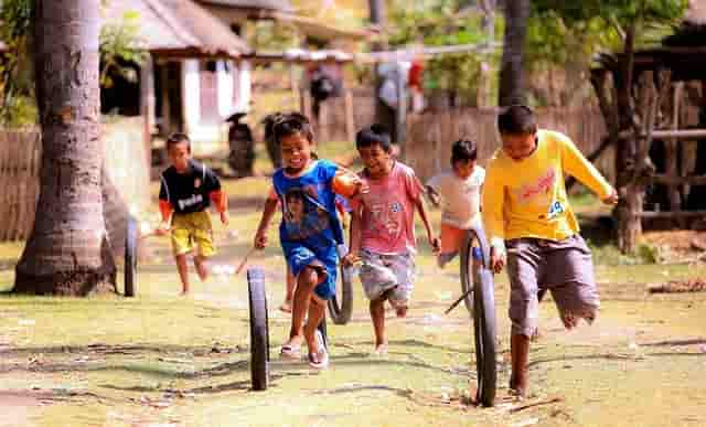play therapy adalah
