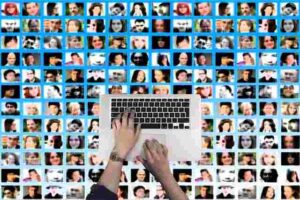 mengapa interaksi sosial dikatakan sebagai kunci dari semua kehidupan sosial