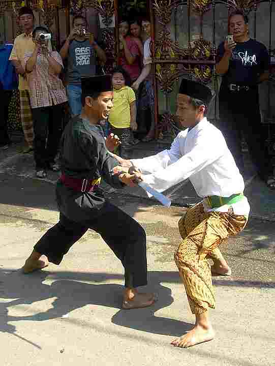 tradisi betawi yang hampir punah