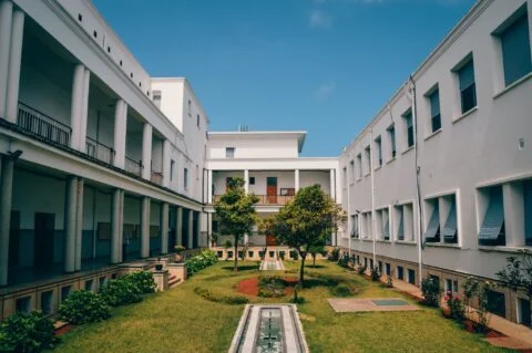 Daftar-Sekolah-Hindu-1