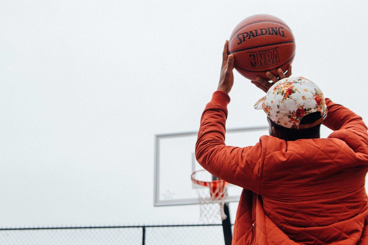 Gerak Dasar dalam Permainan Bola Basket