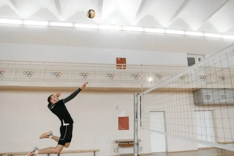 gerak-dasar-dalam-permainan-bola-voli-3