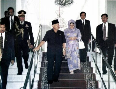 penyebab-munculnya-reformasi-di-indonesia-3