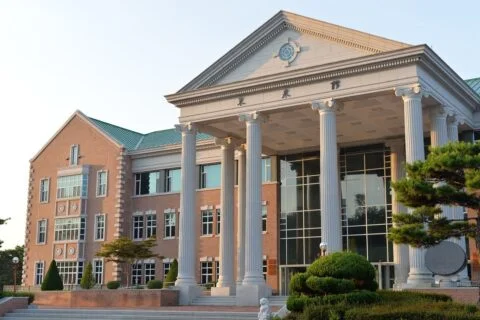 Cara-Menyekolahkan-Anak-di-Luar-Negeri