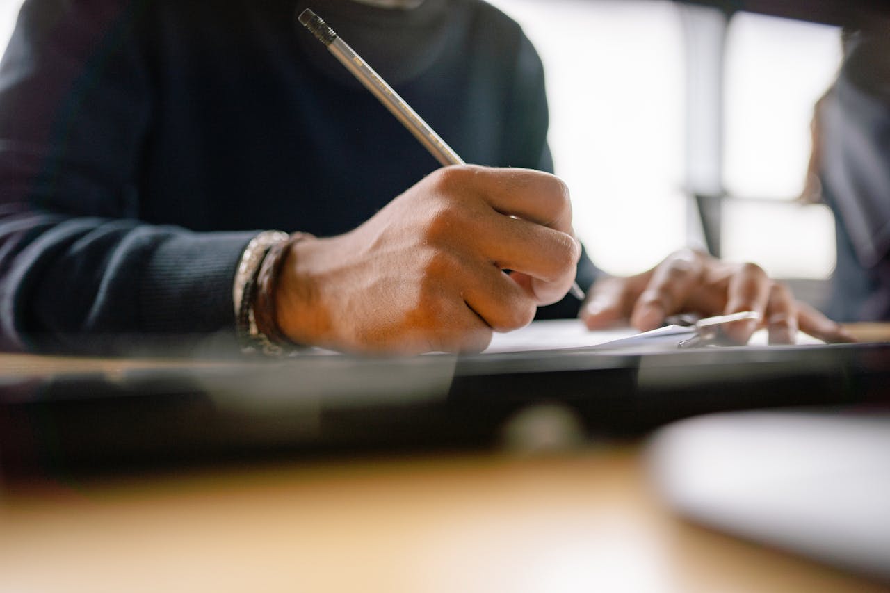 cara menulis tanggal dalam bahasa inggris