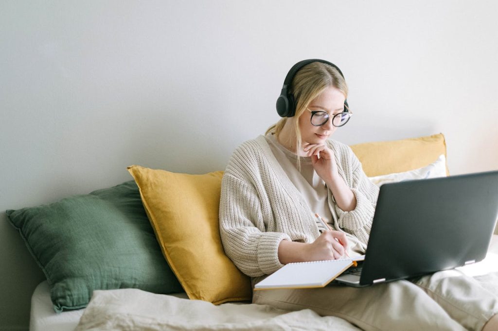 Listening IELTS