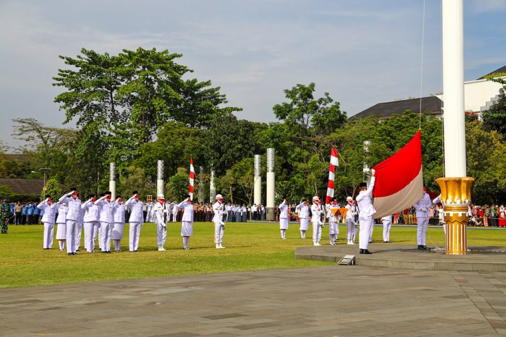 amanat pembina upacara hari kartini