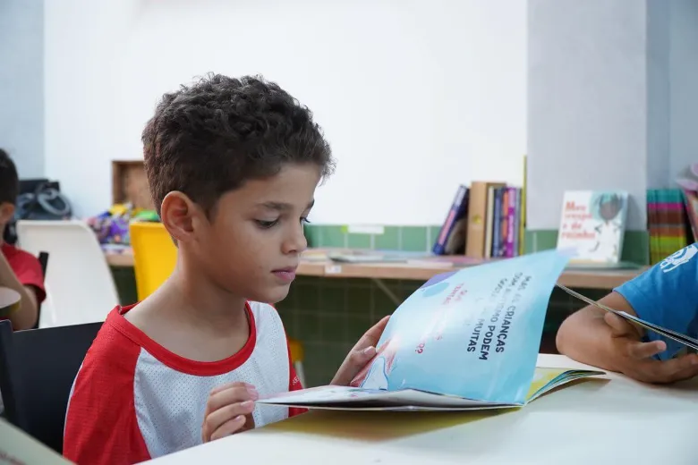 Membangun Minat Baca Anak