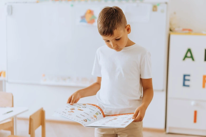 usia anak belajar calistung